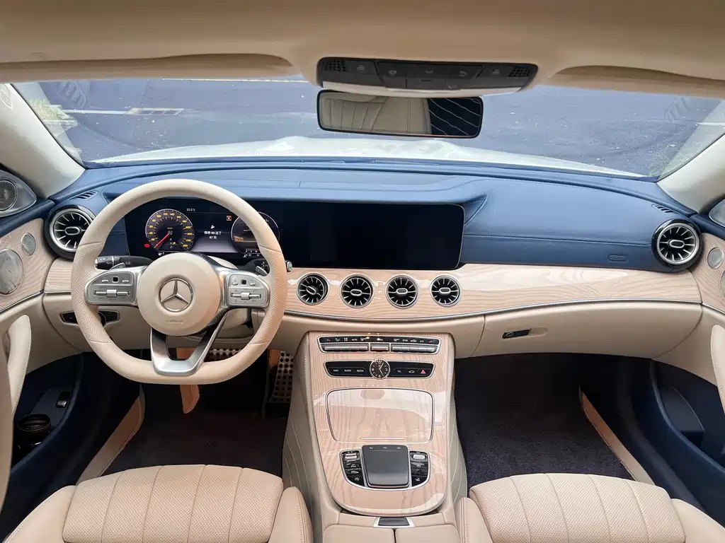 Mercedes-Benz E-Class 2020 — фото 10