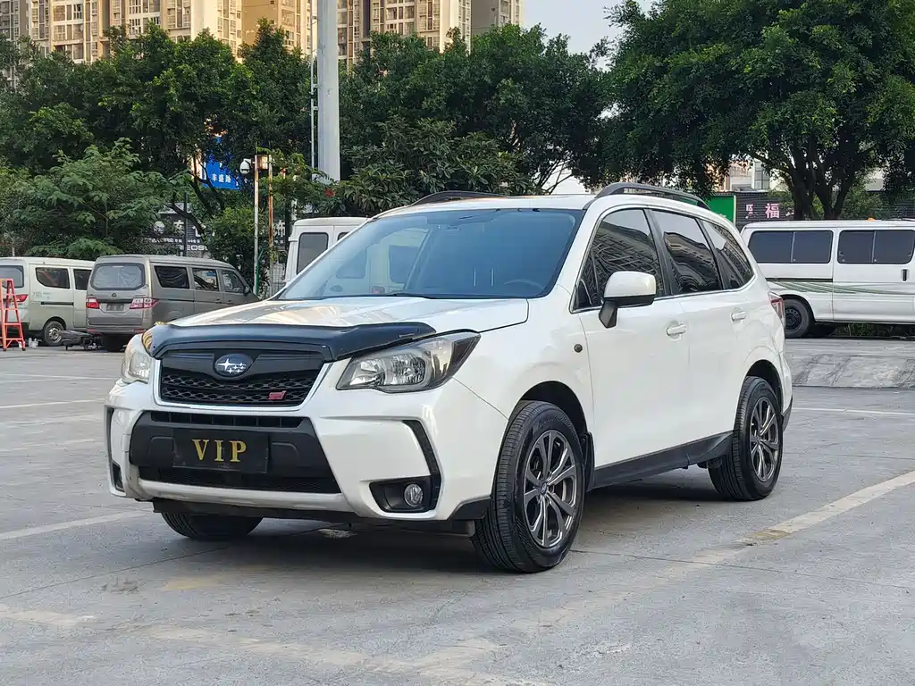 Subaru Forester 2013 — фото 3