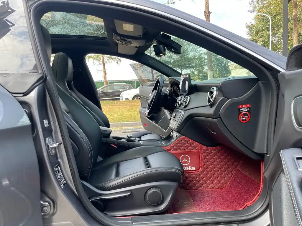 Mercedes-Benz CLA 2018 — фото 13