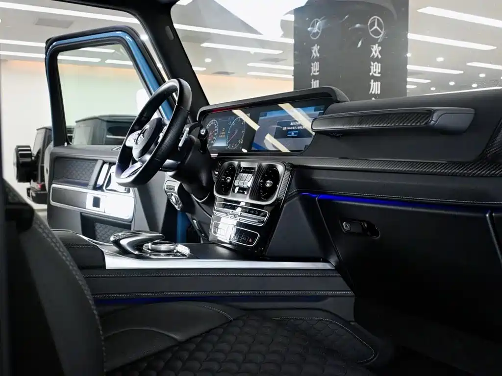 Mercedes-Benz G-Class 2025 — фото 20