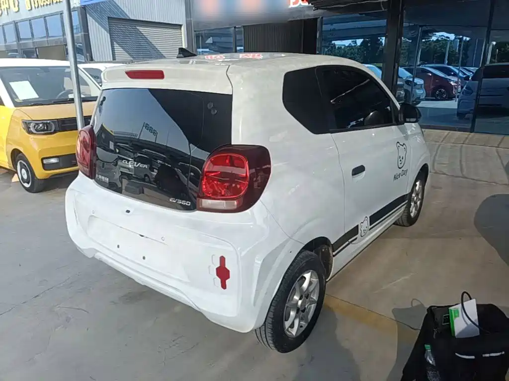 Roewe Clever 2022