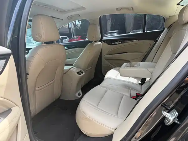 Buick Regal 2021