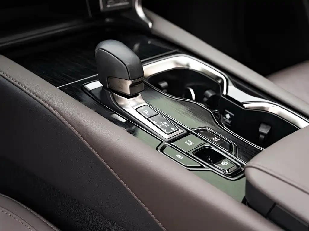 Lexus RX 2023 — фото 14