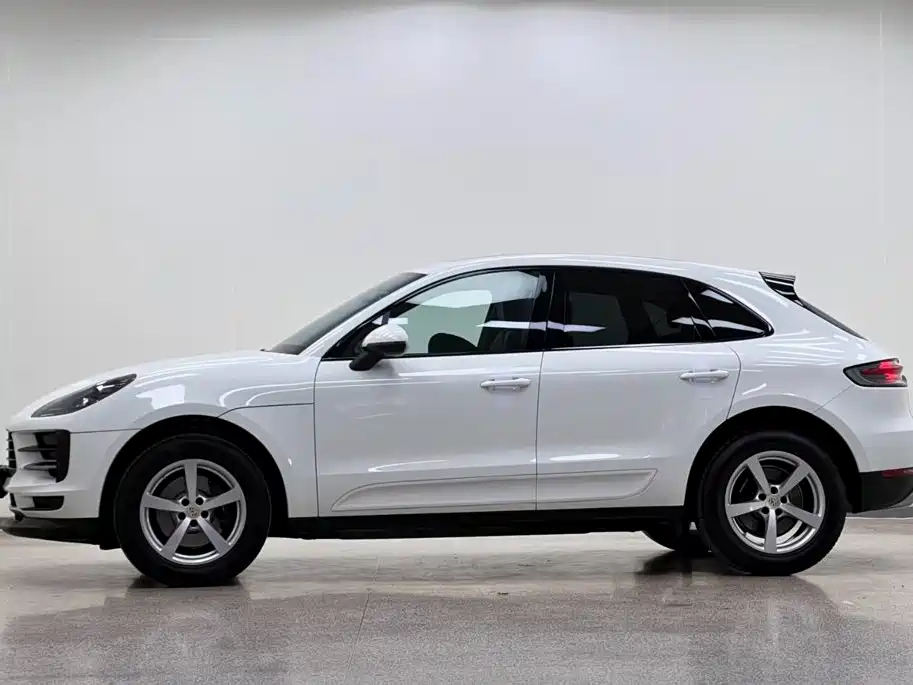 Porsche Macan 2021 — фото 3