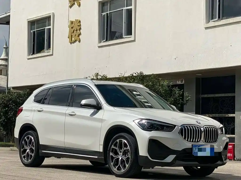 BMW X1 2020 — фото 3