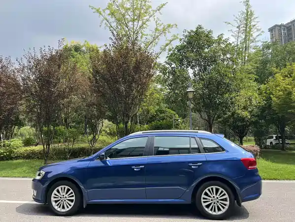 Volkswagen Gran Lavida 2013