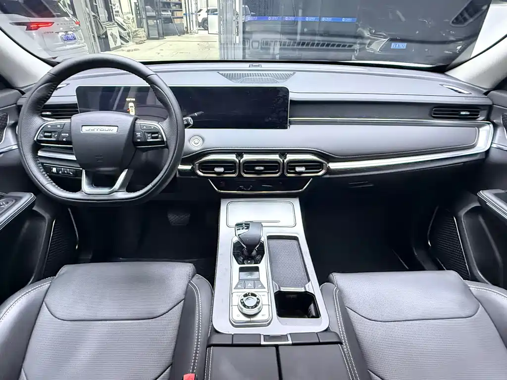 Jetour X70 PLUS 2023 — фото 20