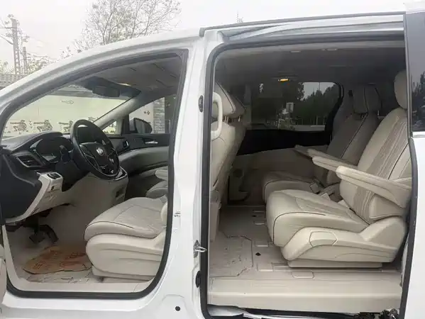 Buick GL8 2022