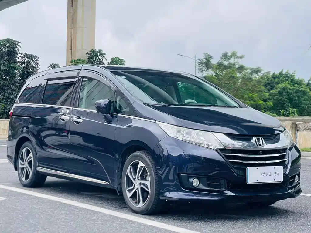 Honda Odyssey 2015 — фото 2