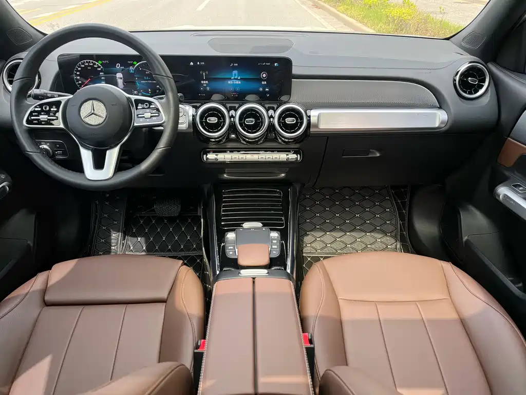 Mercedes-Benz GLB 2023 — фото 16