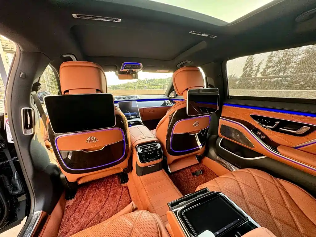 Mercedes-Benz Maybach S-Class 2023 — фото 13