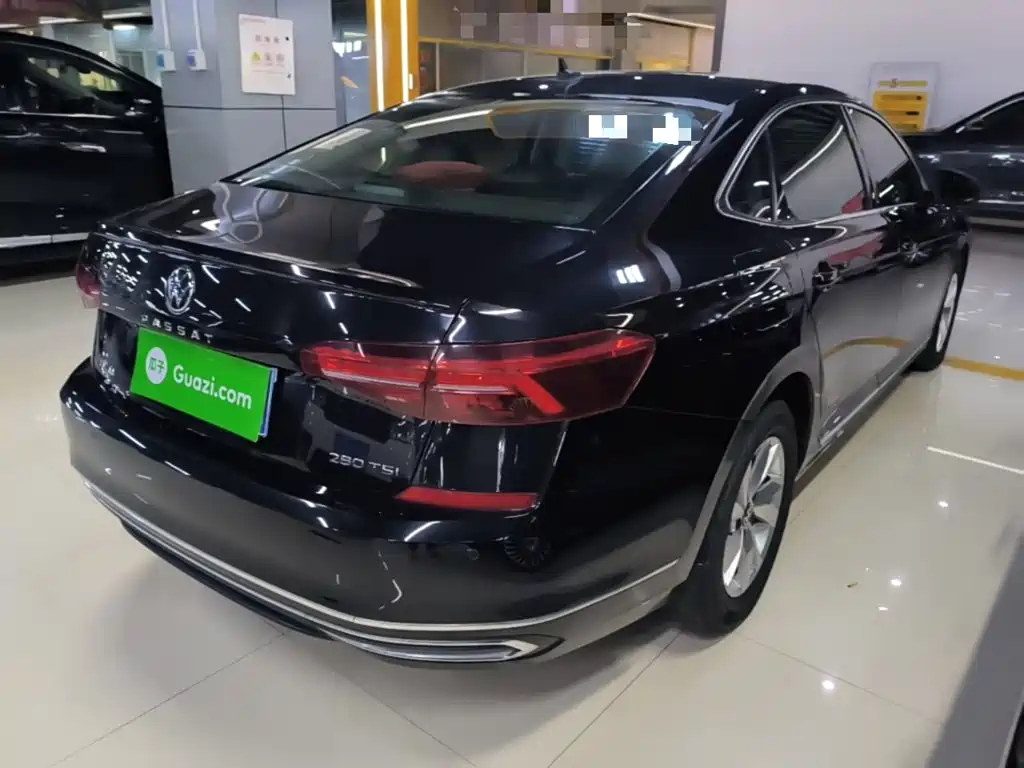 Volkswagen Passat 2021