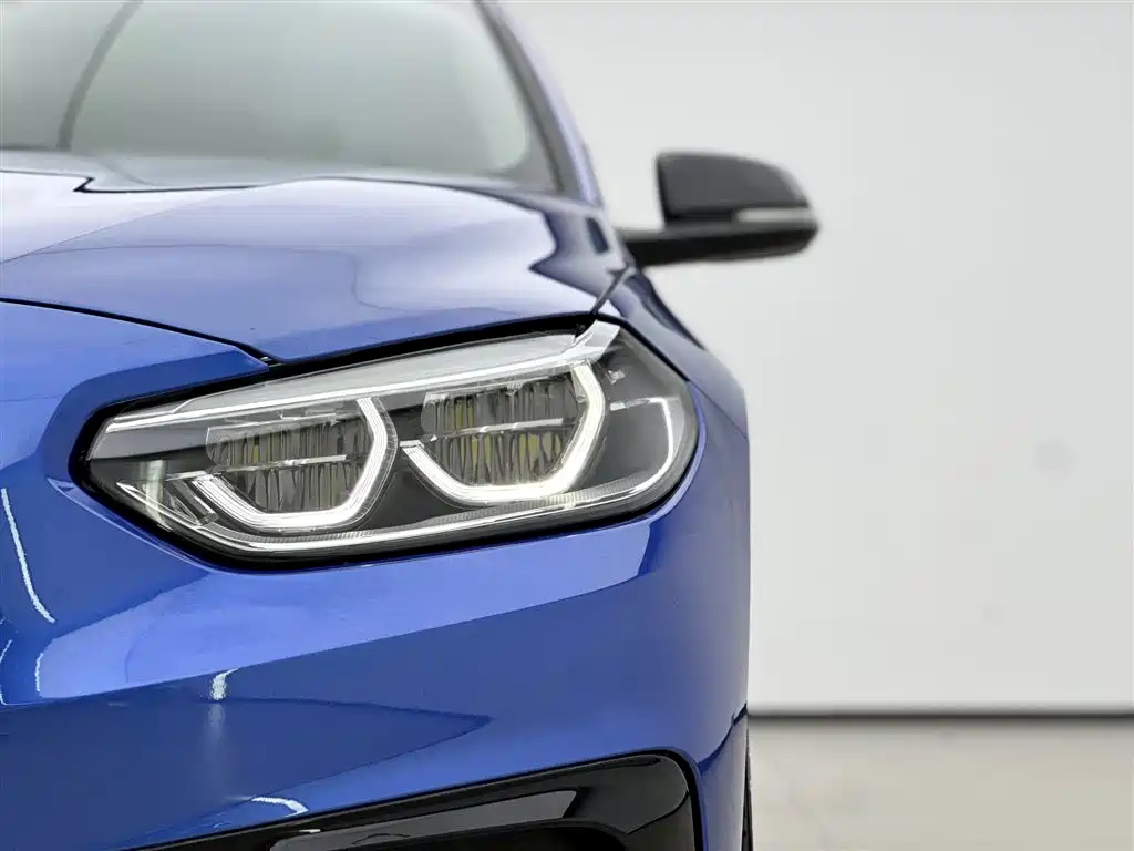 BMW 1 Series 2019 — фото 14