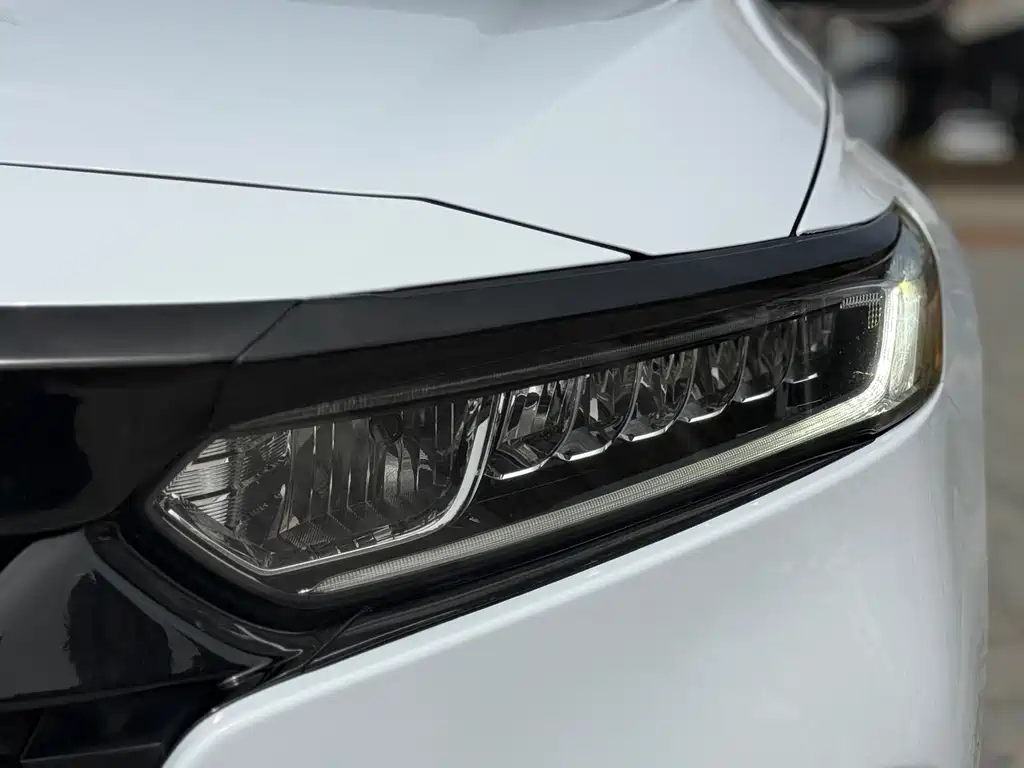 Honda Accord 2019 — фото 14
