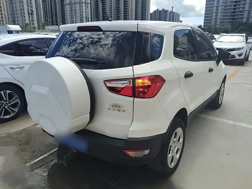 Ford EcoSport 2018 — фото 7