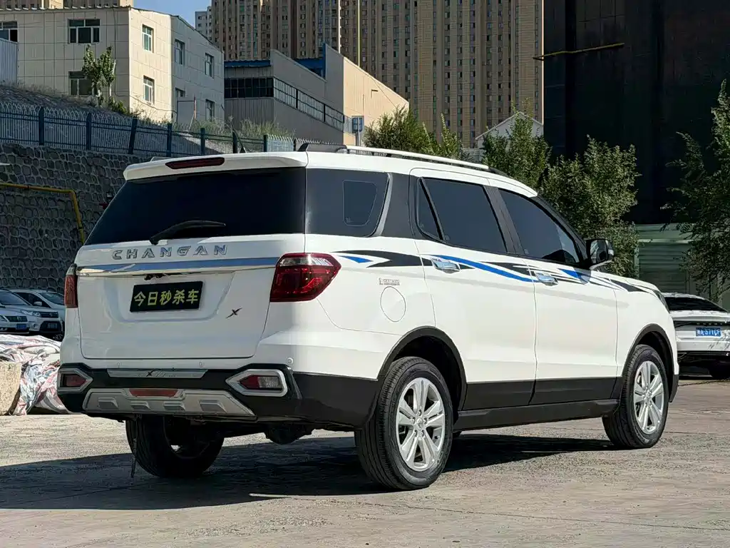 Changan Auchan CX70 2016 — фото 7
