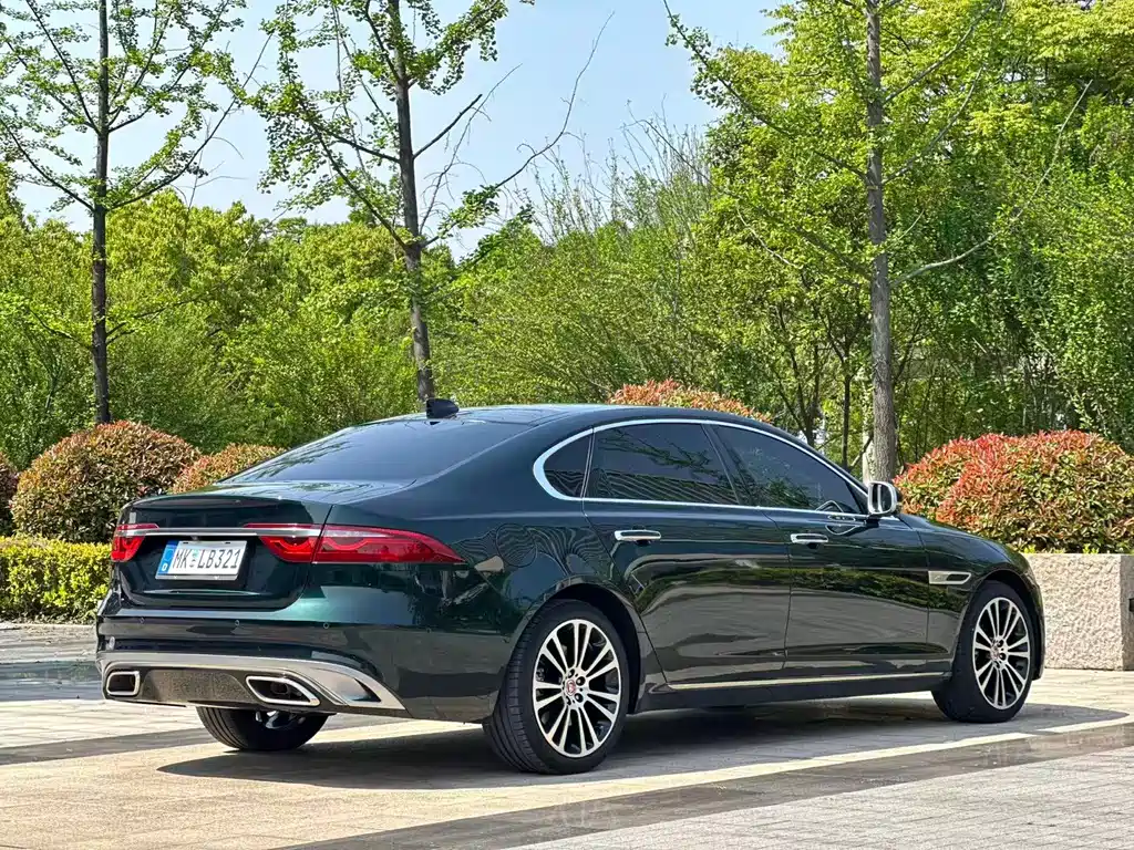 Jaguar XFL 2022 — фото 18