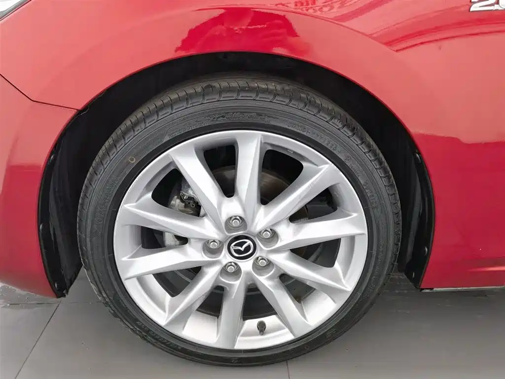 Mazda 3 Axela 2017 — фото 17