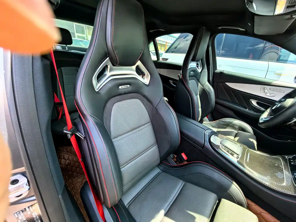 Mercedes-Benz E-Class AMG 2022 — фото 4