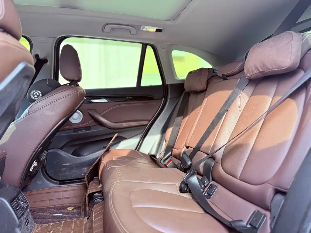 BMW X1 2021 — фото 12