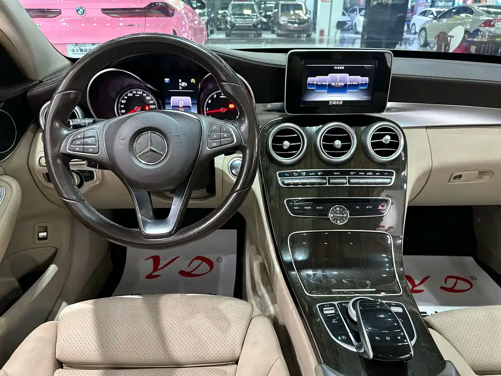 Mercedes-Benz C-Class 2015 — фото 10