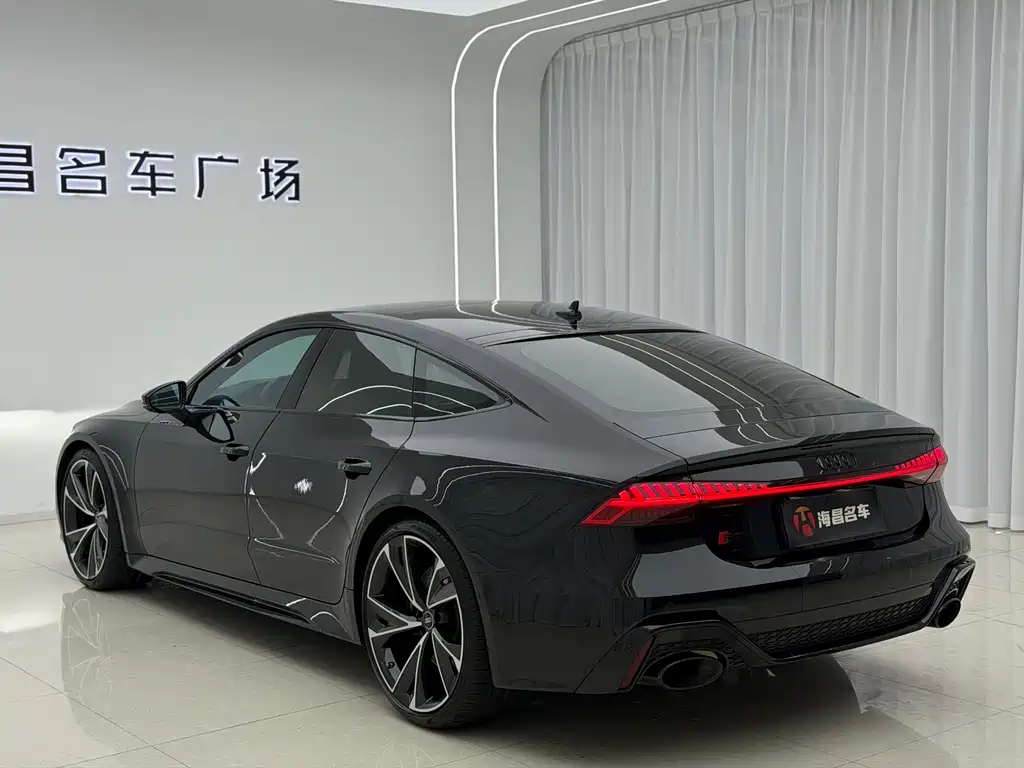 Audi RS 7 2022 — фото 7