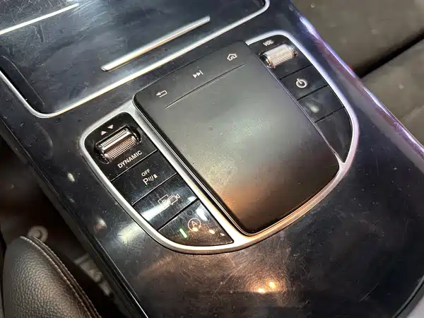 Mercedes-Benz C-Class 2018