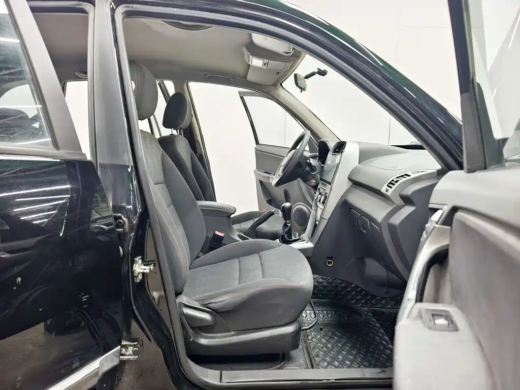 Chery Tiggo 3 2015 — фото 13