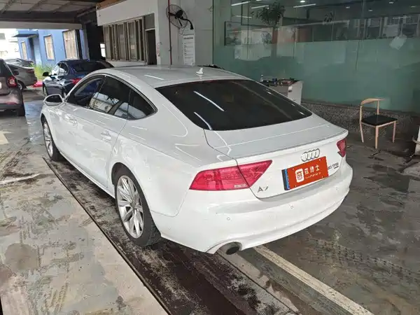 Audi A7 2014