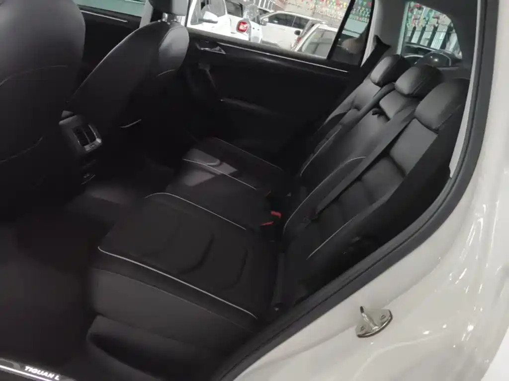 Volkswagen Tiguan L 2018 — фото 17