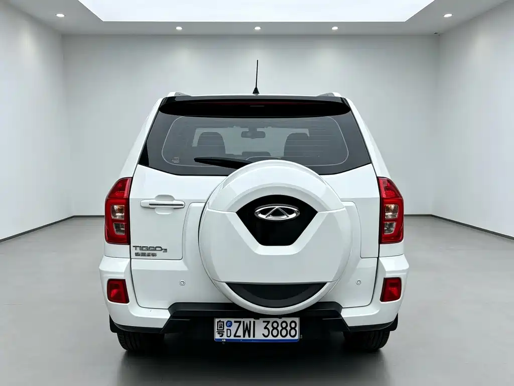Chery Tiggo 3 2018 — фото 9