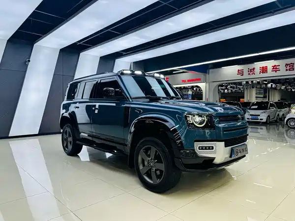 Land Rover Defender 2021