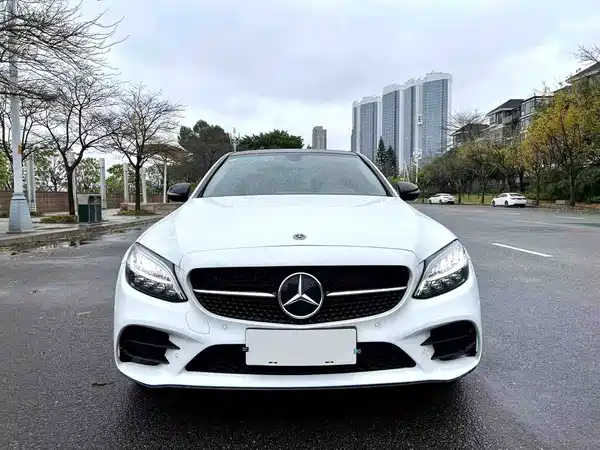 Mercedes-Benz C-Class 2021
