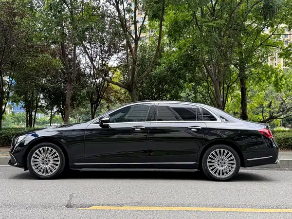 Mercedes-Benz E-Class 2020
