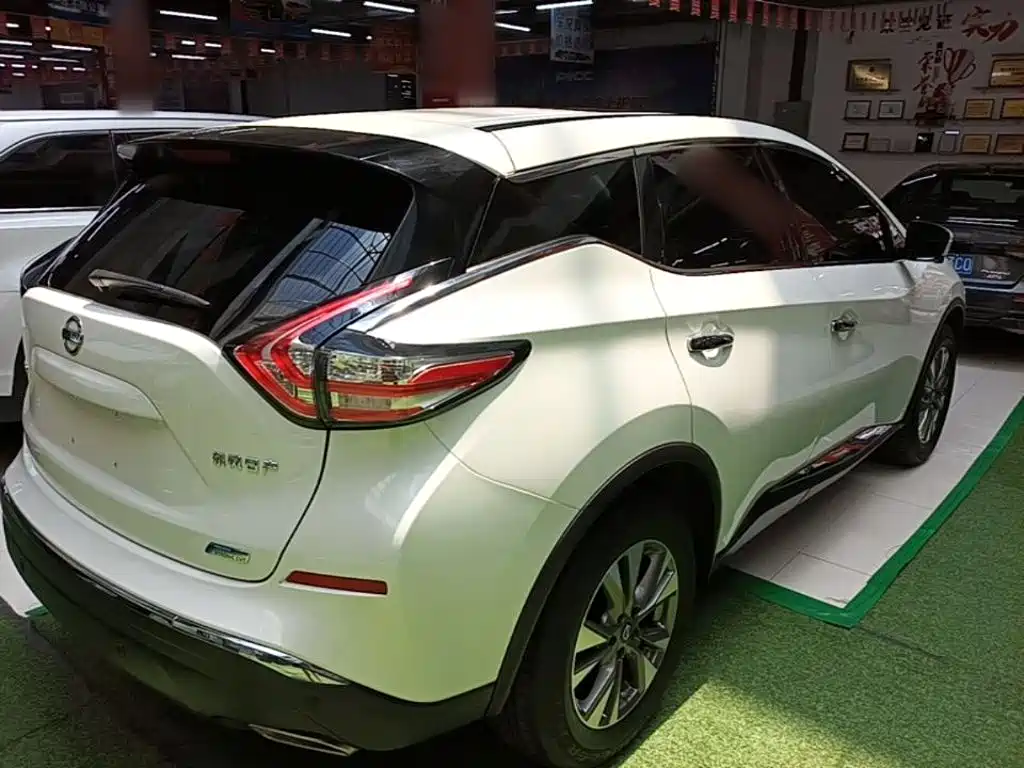 Nissan Murano 2022 — фото 7