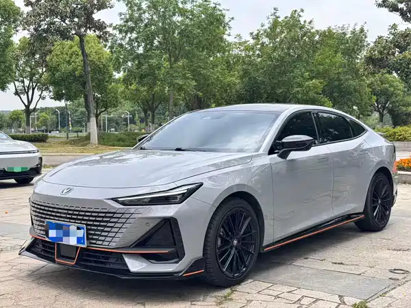 Changan UNI-V 2022