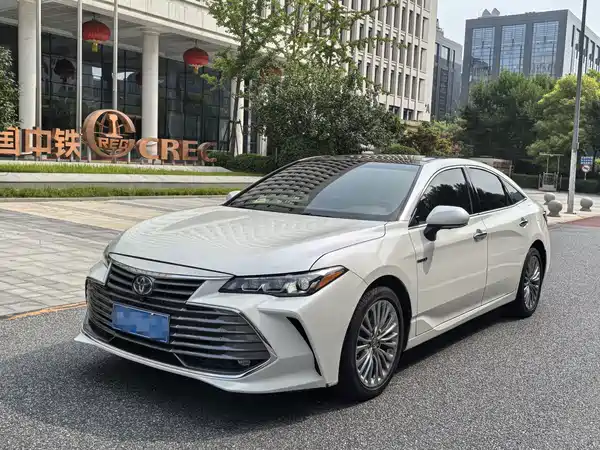 Toyota Avalon 2019