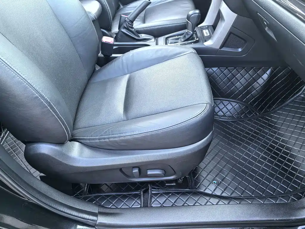 Subaru Forester 2016 — фото 20