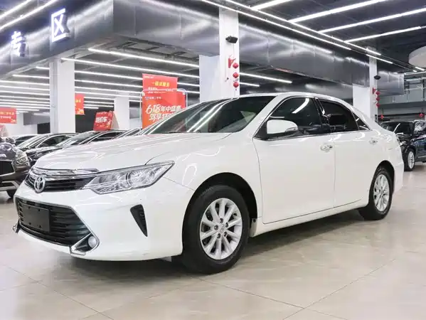 Toyota Camry 2016