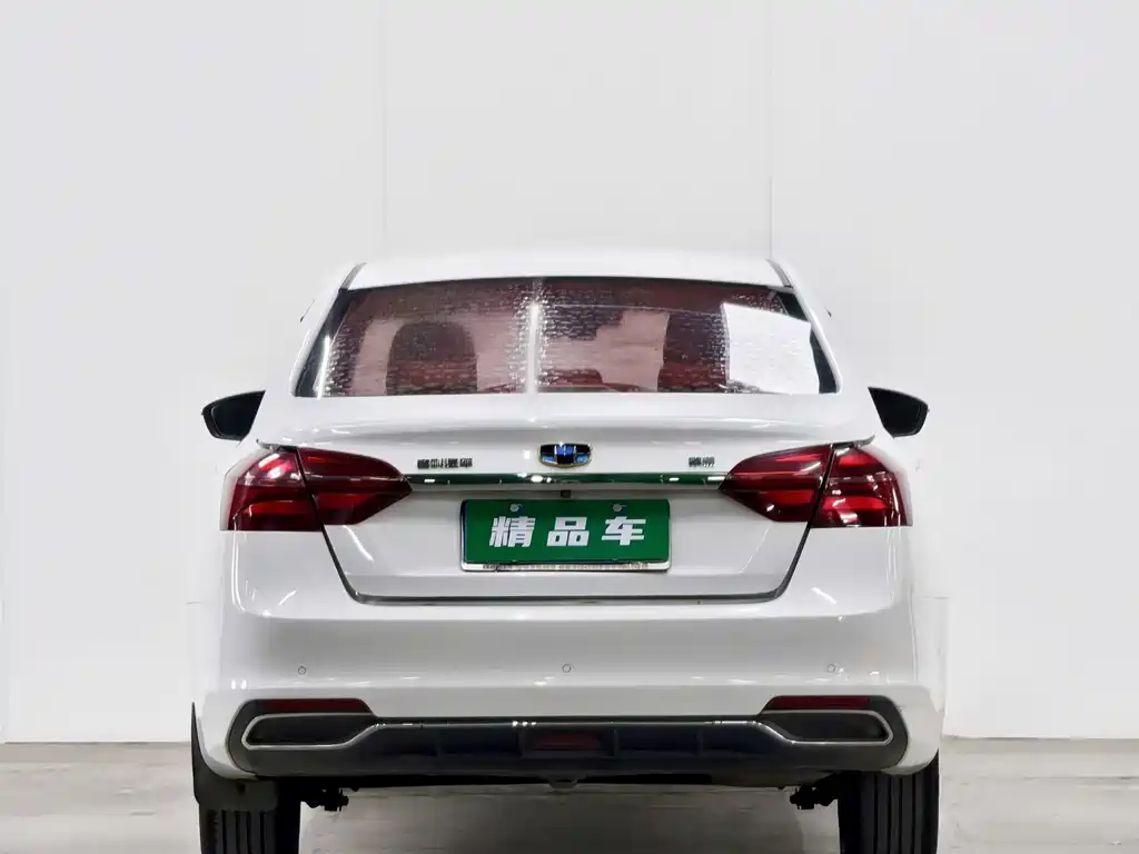 Geely Emgrand 2018 — фото 5
