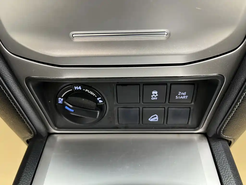 Toyota Prado 2019 — фото 19