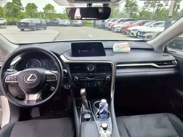 Lexus RX 2019