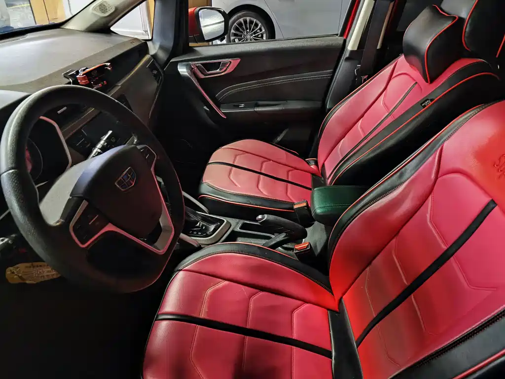 Geely Vision X3 2018 — фото 14