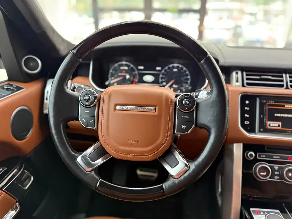 Land Rover Range Rover 2017 — фото 13