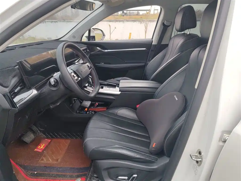 Roewe RX5 MAX 2023 — фото 8