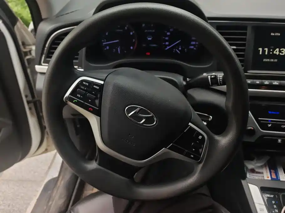 Hyundai Celesta 2016 — фото 15