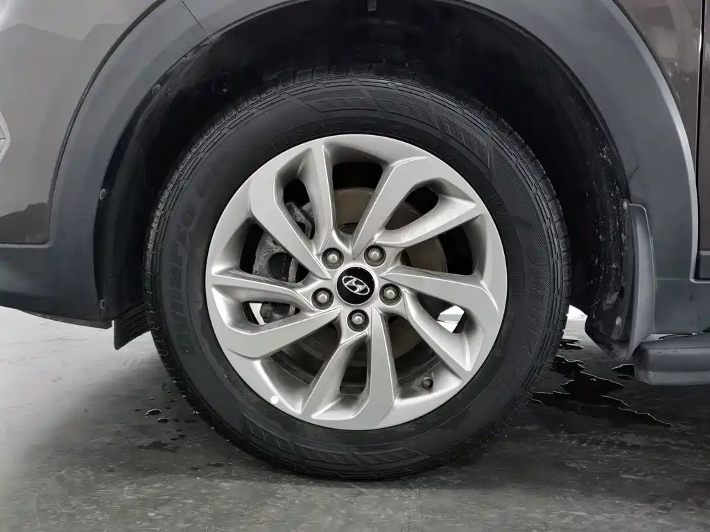 Hyundai Tucson 2016 — фото 17
