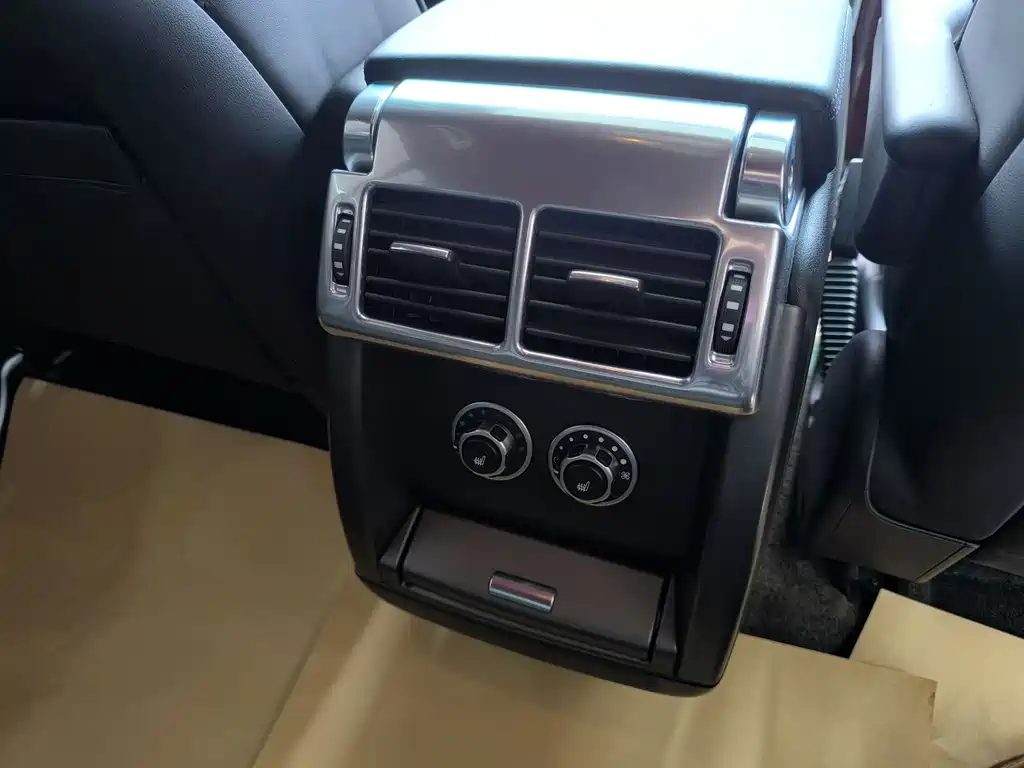 Land Rover Range Rover 2012 — фото 17