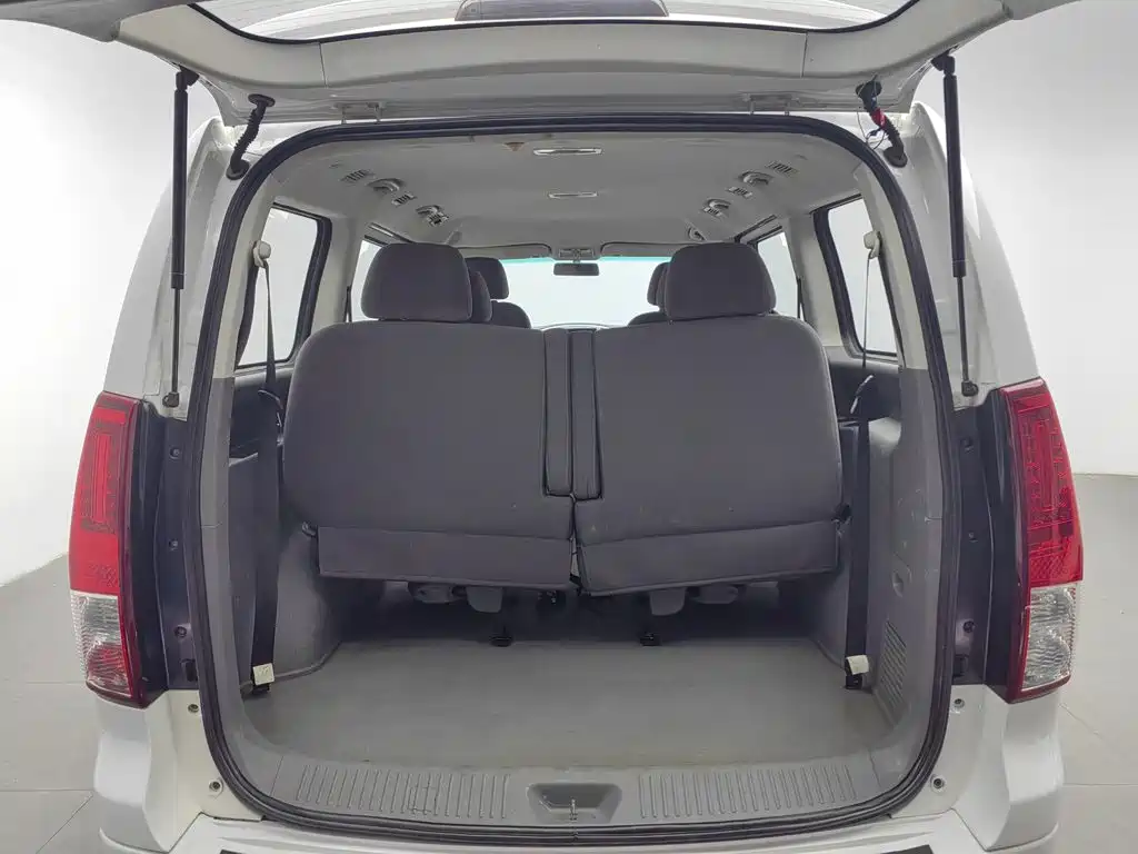 Dongfeng Fengxing CM7 2015 — фото 16