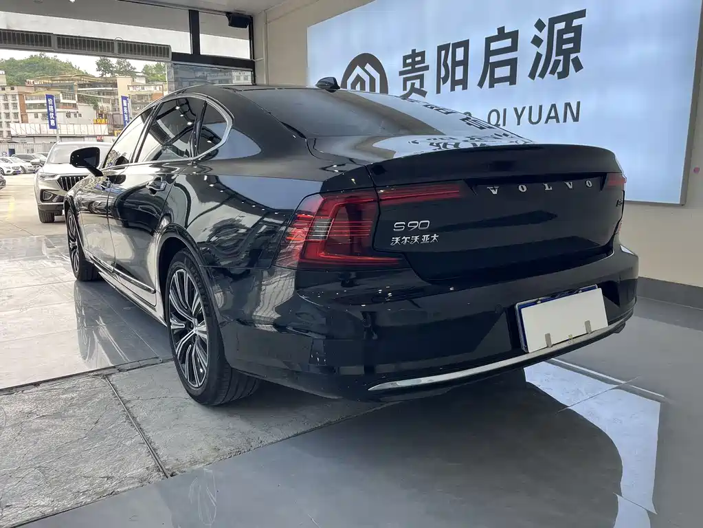 Volvo S90 2022 — фото 20